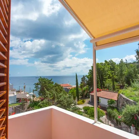 Baia Portinenti Szálloda Lipari