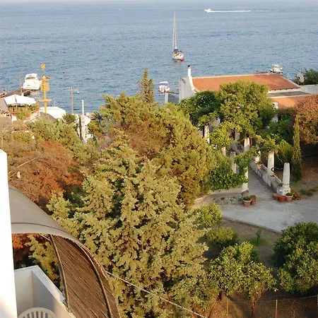 Baia Portinenti Szálloda