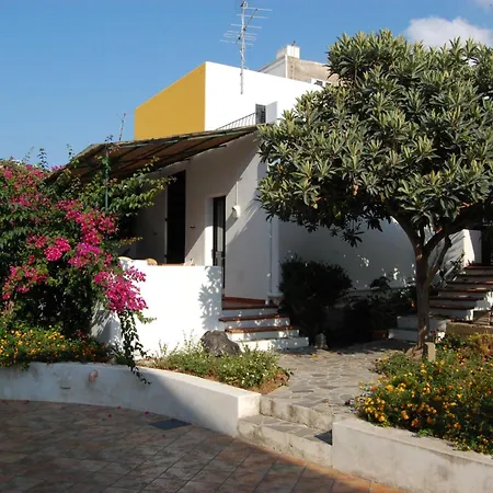 Hotel Baia Portinenti Lípara