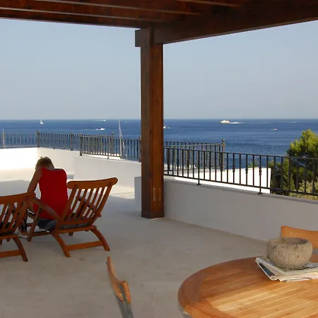 Hotel Baia Portinenti 4*