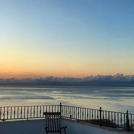 Hotel Baia Portinenti Lípara