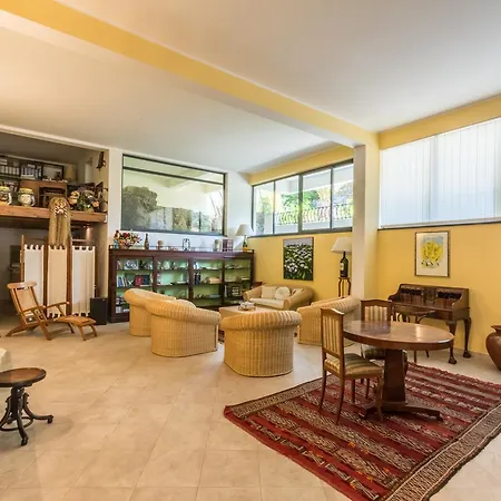 Hotel Baia Portinenti 4*