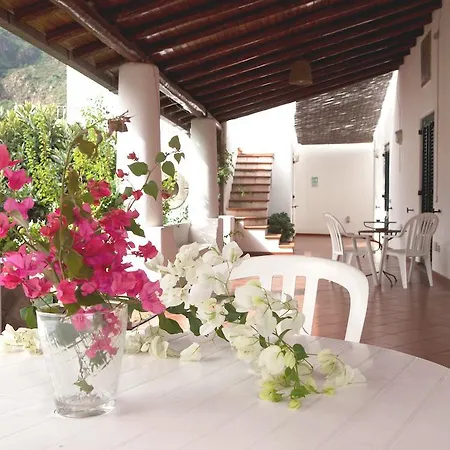 Otel Baia Portinenti