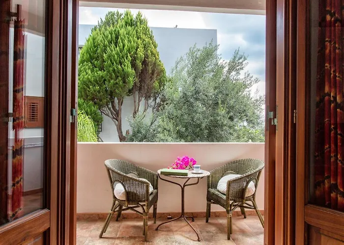 Hotell Baia Portinenti 4*