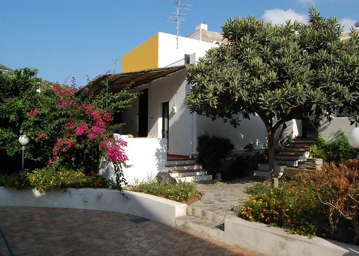 Hotell Baia Portinenti Lipari (Isola Lipari)