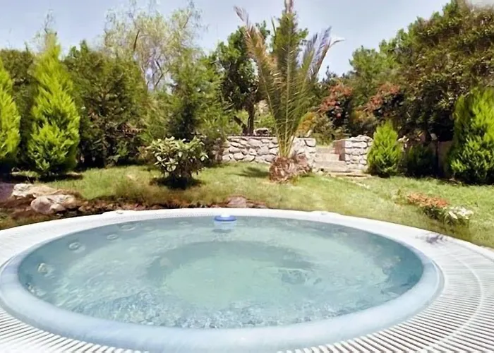 Hotel Baia Portinenti 4*