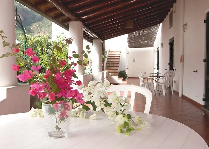 Hotel Baia Portinenti